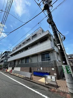 クレッセント椎名町【1階】の外観