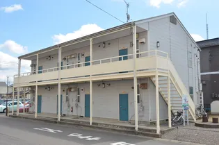 アミューズハイツ【1階】の外観