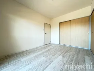 アマ・デトワールII【3階】の内装