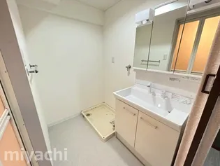 アマ・デトワールII【3階】の内装