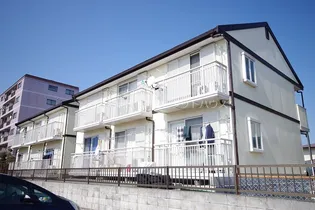 ラ・メゾン・ローズ【2階】の外観