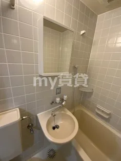 ラ・パレーテ【2階】の内装