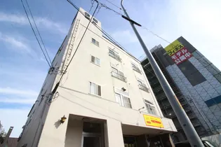 信和ビル【3階】の外観