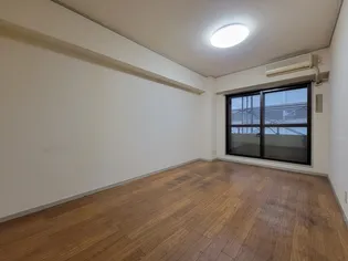 イトーピア六本木【7階】の外観