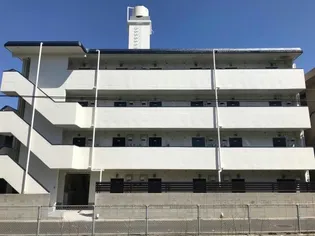 プリンスマンション【4階】の外観