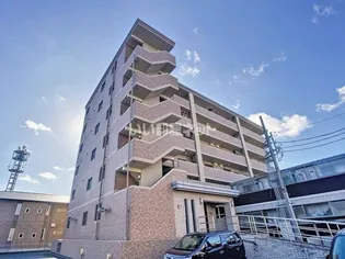 ピュアー【6階】の外観