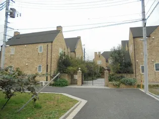 コッツヴィレッジ国立ウィズリー棟【1階】の外観