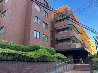 東京都港区六本木4【マンション】の外観