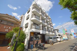 マルエスマンション【4階】の外観