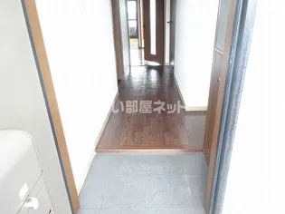 ア・ラ・モード21【4階】の玄関