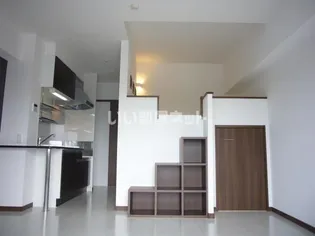 チェルシー神宮外苑【5階】の内装