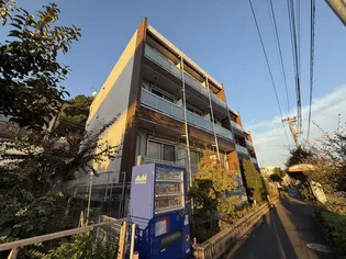 東京都八王子市大塚【マンション】の外観