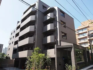 ルーブル泉岳寺前【4階】の外観