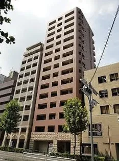 東京都新宿区市谷仲之町【マンション】の外観