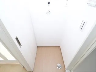 ピネータ天保山【3階】の内装