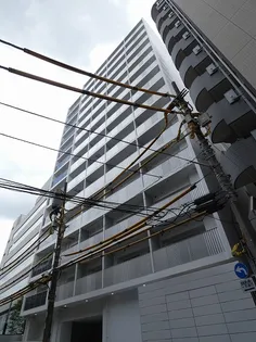 コンフォリア東新宿【5階】の外観