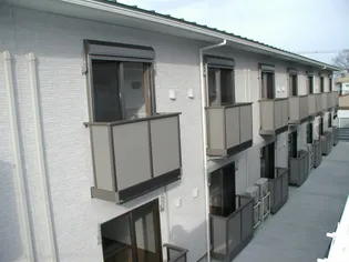 オードリー【1階】の外観