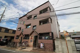 クレセント3【3階】の外観