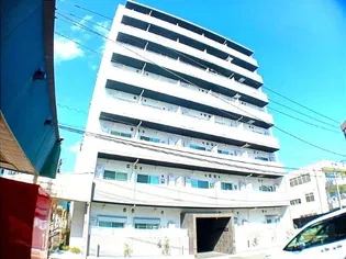 クレスト 中六の外観
