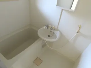 三和コーポ【1階】の風呂