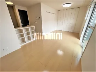 パークハウス西浦【2階】の居間