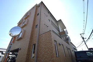 ロイヤルハイツ人見【4階】の外観