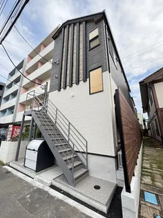 神奈川県相模原市緑区西橋本1【アパート】の外観