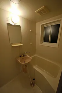 タウンハイツ久屋原B【1階】の風呂