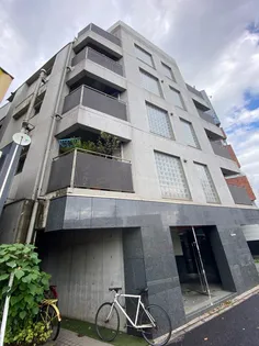 ベルグレードK【6階】の外観