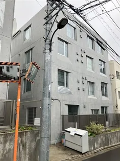 東京都新宿区市谷台町【マンション】の外観