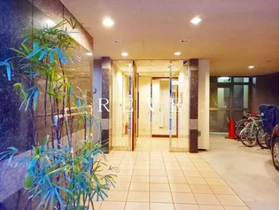 東京都千代田区岩本町2【マンション】の外観