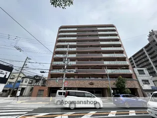 プレジオ吹田【5階】の外観