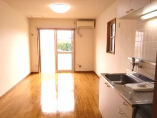 シャルム旭が丘の居間