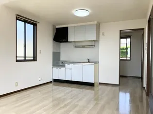 ヒルサイドテラス【2階】の居間