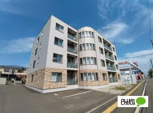 シャルール【2階】の外観