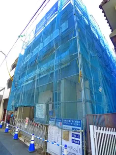 ファーナムスクエア【2階】の外観