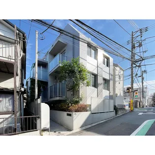 東京都新宿区高田馬場4【マンション】の外観