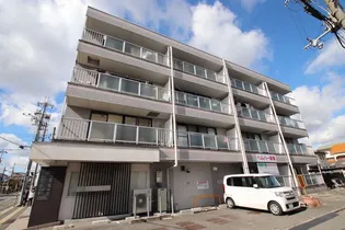川辺マンションの画像
