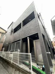 埼玉県蕨市塚越1【アパート】の外観