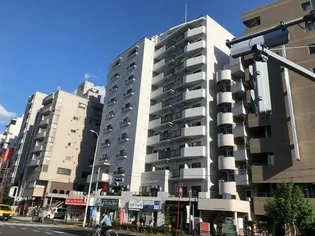 ウィン四谷【3階】の外観