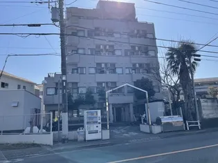 マック平山城址公園コート【3階】の外観