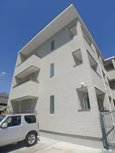 アブレール・フトラ【3階】の外観