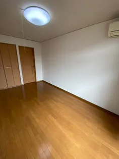 サクセスハイム【2階】の居間