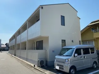 サバービア山根【2階】の外観