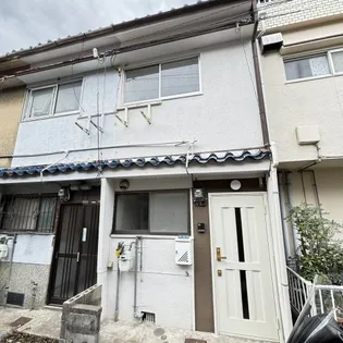 大阪府寝屋川市長栄寺町【一戸建】の外観