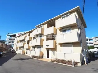 アンバサル【3階】の外観