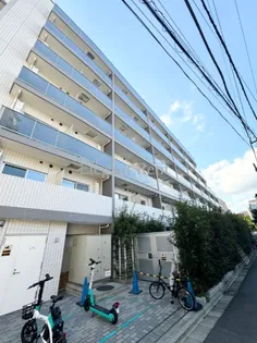 東京都新宿区北新宿2【マンション】の外観