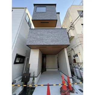 神奈川県川崎市宮前区南平台【一戸建】の外観