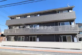 新潟県上越市西本町1【アパート】の外観