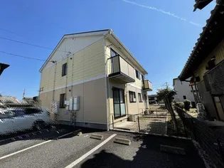 ファミールハイムC【1階】の外観